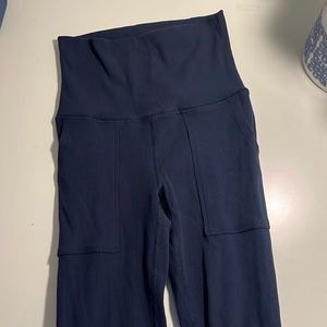 Aerie ribbed navy flare leggings